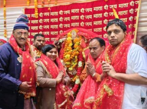 प्रसिद्ध बूंखाल मेले में आचार्य बालकृष्ण और स्वास्थ्य मंत्री ने किया प्रतिभाग