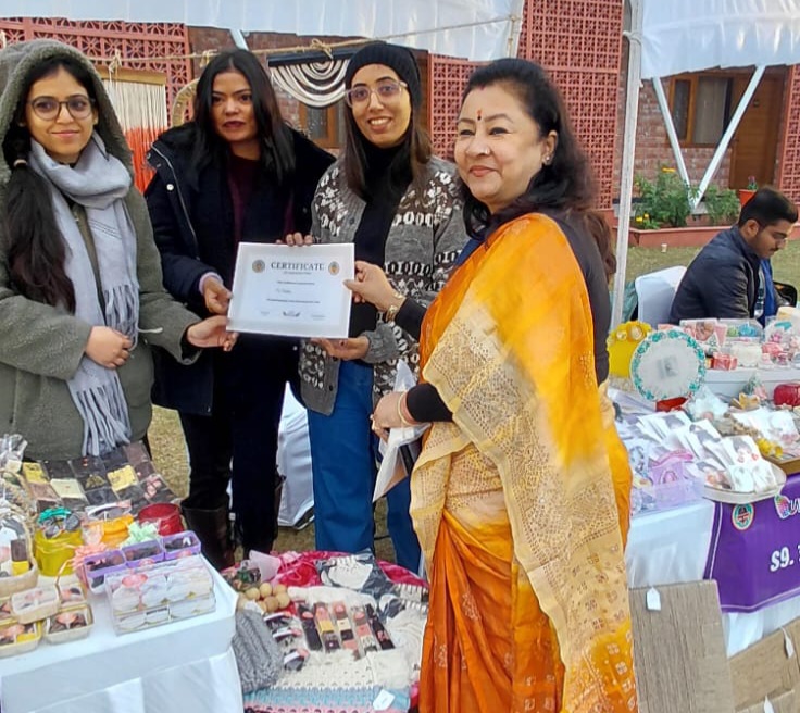 महिलाओं को मंच और अवसर मिले तो वह दुनिया बदल सकती हैं : दसौनी