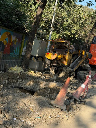 देहरादून: बिना अनुमति के ही कई स्थानों पर खोद डाली सड़क