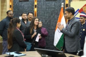 बैंक ऑफ बड़ौदा की मनमानी पर जिला प्रशासन का डंडा