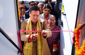 मुख्यमंत्री ने किया ‘लैब ऑन व्हील्स’ का शुभारंभ