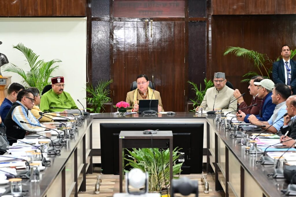 मुख्यमंत्री ने रोजगार एवं स्वरोजगार से जुड़ी विभिन्न योजनाओं की समीक्षा की