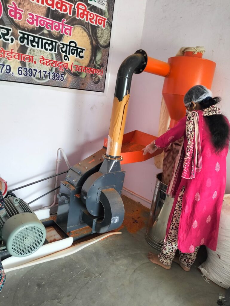 डोईवाला में रीप परियोजना की सफलताः मसाला यूनिट से महिलाओं को मिली बाजार में नई पहचान