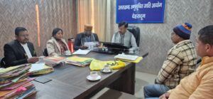 भूमि विवादों पर आयोग की सख्ती: 17 मामलों की सुनवाई, 10 प्रकरण सुलझे