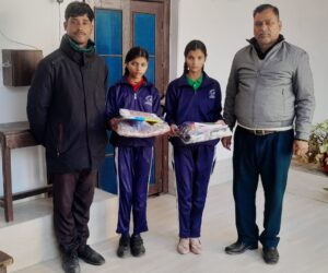 डीएम सविन बंसल के प्रयास से शिक्षा की मुख्यधारा से जुड़ता सड़क पर बिखरा बचपन