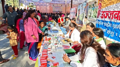 देहरादून: न्याय पंचायत झांझरा में प्रशासन ने सुनीं जन समस्याए