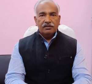 पूर्व मंत्री अरविंद पांडे ने डीजीपी से की मुलाकात, न्याय के लिए नार्काे टेस्ट की मांग