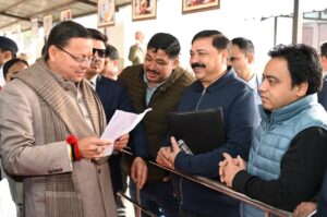 मुख्यमंत्री ने खटीमा में जनप्रतिनिधियों व जनता से मुलाकात कर जनसमस्याएं सुनी