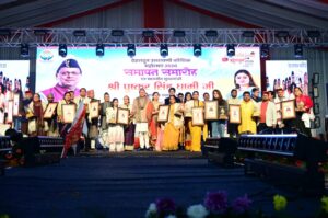 मुख्यमंत्री उत्तरायणी कौथिक महोत्सव के समापन कार्यक्रम में हुए सम्मिलित