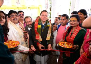 मुख्यमंत्री ने खाटू श्याम धाम में पूजा-अर्चना कर प्रदेश में खुशहाली की कामना की