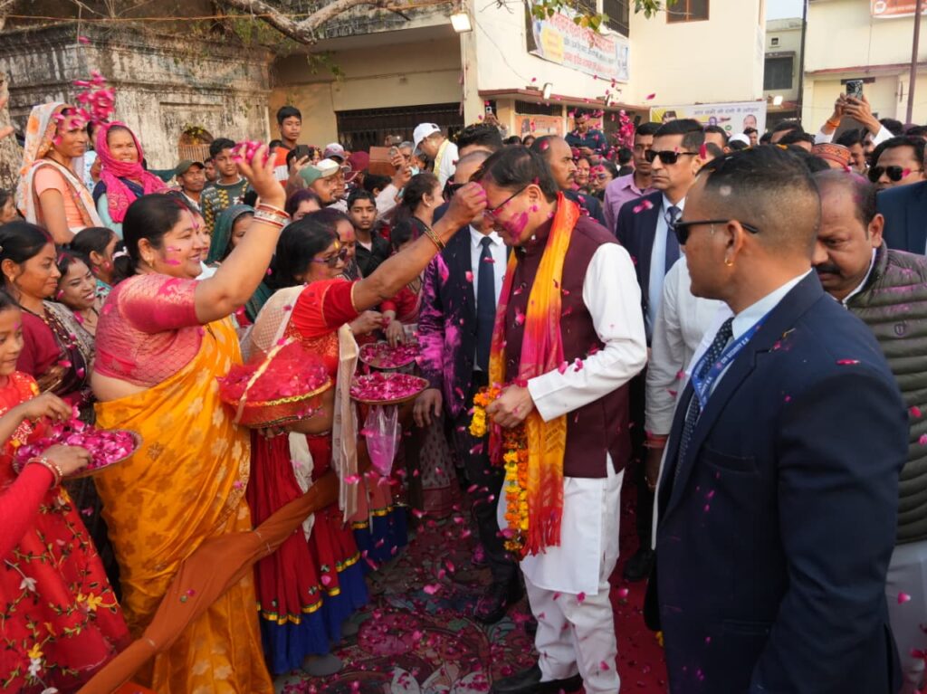 होली हमारी समृद्ध लोक परंपरा और सांस्कृतिक पहचान का प्रतीक: मुख्यमंत्री