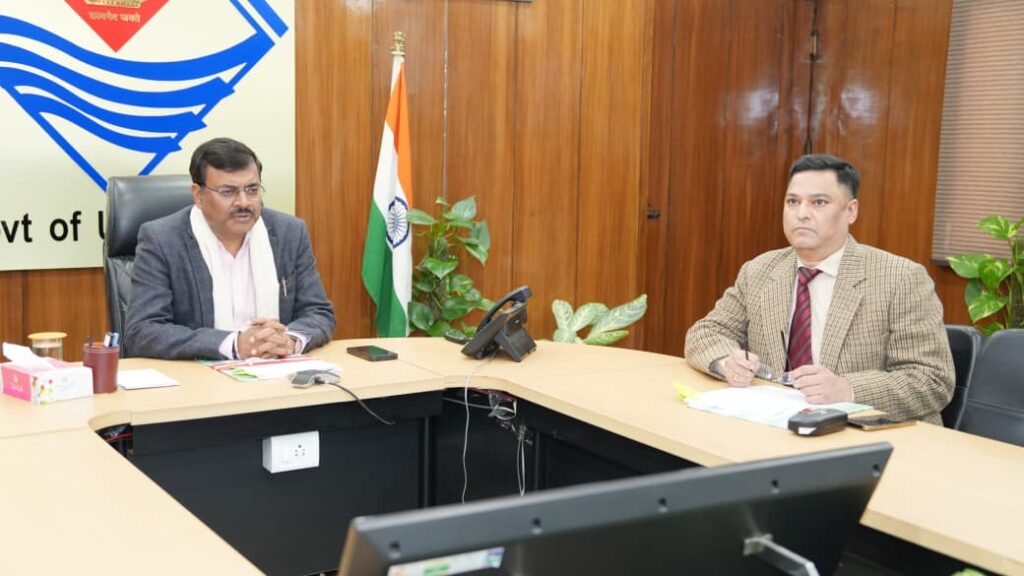 मुख्य सचिव ने अधिकारियों से प्रदेश में हवाई कनेक्टिविटी की अद्यतन स्थिति की जानकारी ली