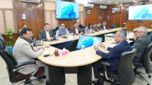 देहरादून: स्थानीय निकायों को वित्तीय रूप से सशक्त बनाने पर मंथन