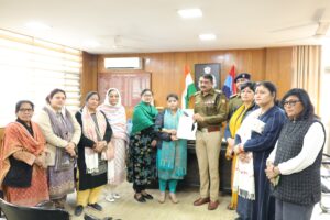 महिला कांग्रेस प्रतिनिधिमंडल ने महिलाओं की लगातार हो रही निर्मम हत्याओं के संबंध में एसएसपी को सौंपा ज्ञापन