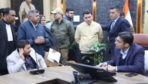 जिला प्रशासन के भरण-पोषण आदेश की अवहेलना पर पुत्र की कटी 1.50 लाख की आरसी