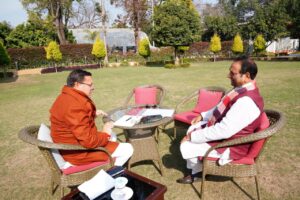 भाजपा ने की अल्पसंख्यक शिक्षण संस्थान भूमि आवंटन रद्द करने की मांग, सीएम से मिले चमोली