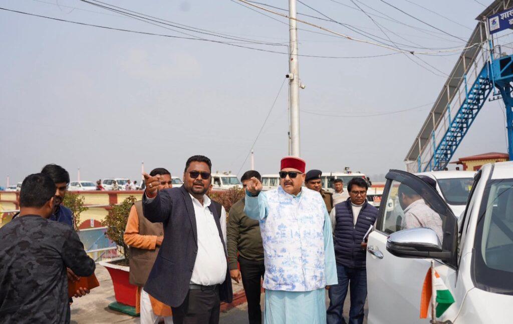 महाराज ने बनबसा में ₹500 करोड़ की आधुनिक लैंड पोर्ट परियोजना का किया निरीक्षण