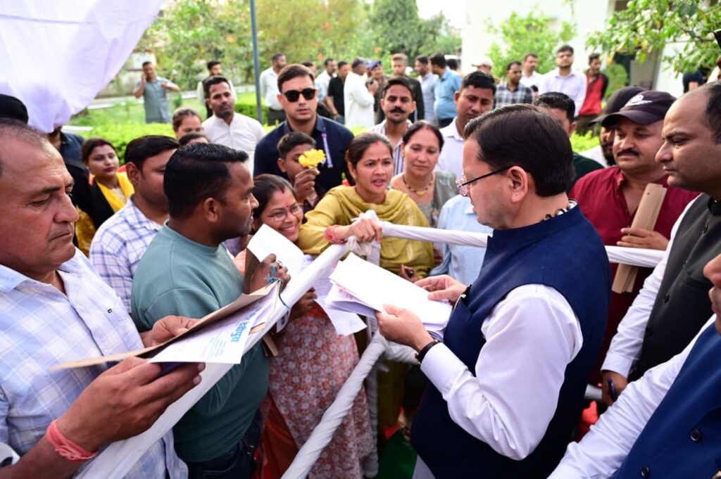 मुख्यमंत्री ने ‘मुख्य सेवक संवाद’ में सुनी क्षेत्र की समस्याएं, दिए समाधान के निर्देश