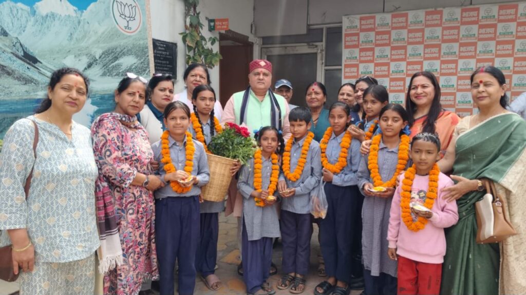 फूलदेई से सांस्कृतिक विरासत जीवंत रखने के लिए प्रदेशवासियों को बधाइयां : भट्ट