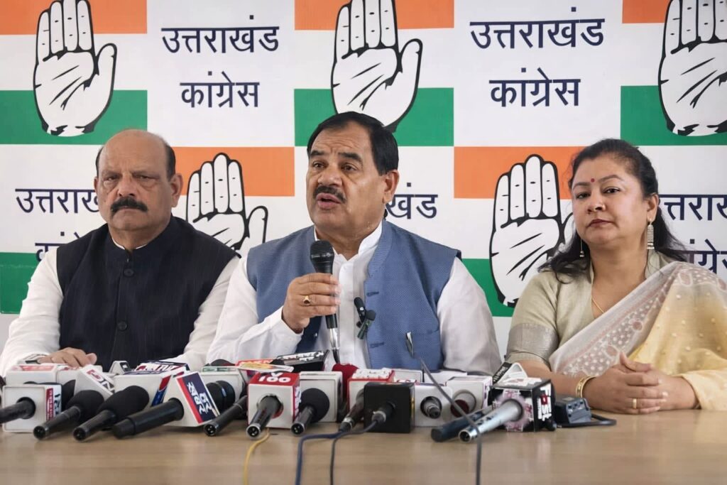 मुख्यमंत्री विवेकाधीन कोष में भारी अनियमितताएं: हरक सिंह रावत