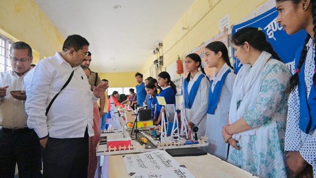 चार साल बेमिसालः रायपुर ब्लाक मुख्यालय में बहुउदेशीय शिविर का आयोजन