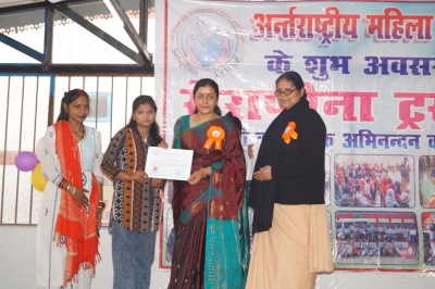 बच्चों की प्रस्तुतियों ने महिला सशक्तिकरण, शिक्षा और सामाजिक जागरूकता का दिया संदेश