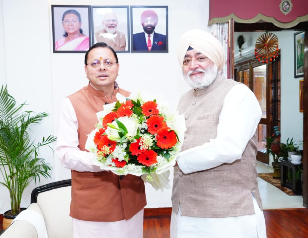 मुख्यमंत्री से गुरुद्वारा श्री हेमकुंट साहिब प्रबंधन ट्रस्ट के अध्यक्ष नरेंद्र जीत सिंह बिंद्रा ने की मुलाकात 