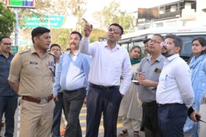 प्रधानमंत्री के आगमन से पहले देहरादून में तैयारियां तेज, डीएम ने किया स्थलीय निरीक्षण