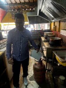 देहरादून: व्यावसायिक प्रतिष्ठानों से चार घरेलू गैस सिलेंडर जब्त