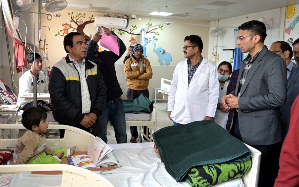 देहरादून: जिले में अल्ट्रासाउंड व समस्त रेडियो डायग्नोस्टिक सेंटर संचालन के कडे मानक होंगे तय