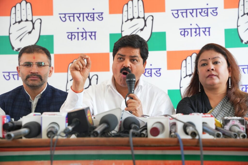 जनता के सवालों का जवाब दें प्रधानमंत्री मोदी: गणेश गोदियाल