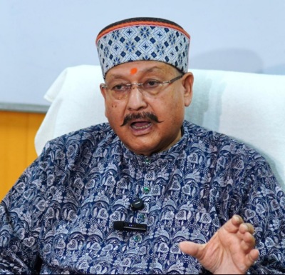 यात्रा व्यवस्था में लगे कर्मचारी, अधिकारी “अतिथि देवो भव:” की भावना से कार्य करें: महाराज