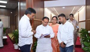 नारी शक्ति को निर्णय मंचों पर मिले भरपूर अवसरः डाॅ. धन सिंह रावत