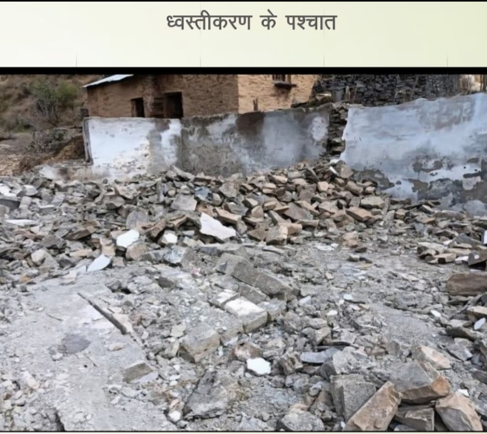 बड़ी कार्रवाई: वर्षों से नौनिहालों की सुरक्षा को खतरा बने जिले के 56 जर्जर भवन प्रशासन ने कराए ध्वस्त