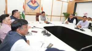 मुख्य सचिव ने की मानसून पूर्व तैयारियों की समीक्षा, मानसून से पहले गड्ढामुक्त हो सड़कें