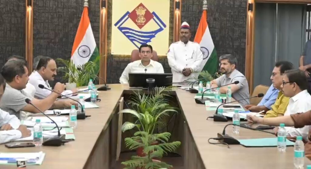 कैंसर पीड़ित परिवार को मिली बड़ी राहत: 71 हजार ऋण माफ, 50 हजार की आर्थिक सहायता