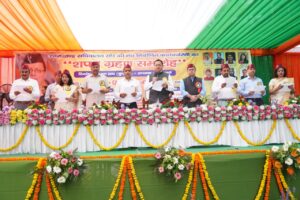 मुख्यमंत्री ने सचिवालय संघ की नवनिर्वाचित कार्यकारिणी को दिलाई शपथ