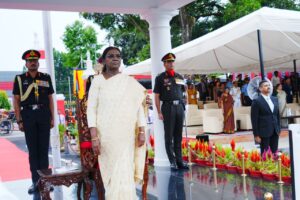 राष्ट्रपति द्रौपदी मुर्मू की उपस्थिति में आईएमए की पासिंग आउट परेड सम्पन्न