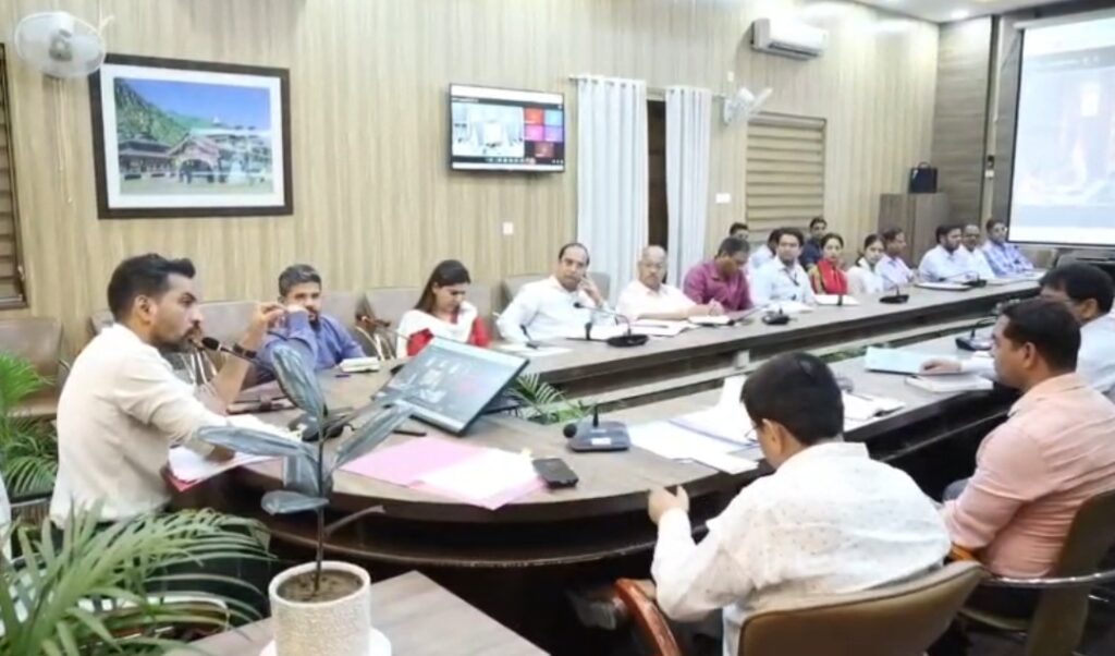 पहल: नशे की सप्लाई चेन तोड़ने और जागरूकता अभियान को जन-आंदोलन बनाने पर डीएम ने दिया जोर