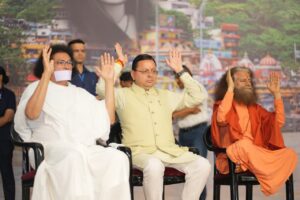 मुख्यमंत्री ने श्रीराम कथा के समापन समारोह में लिया भाग