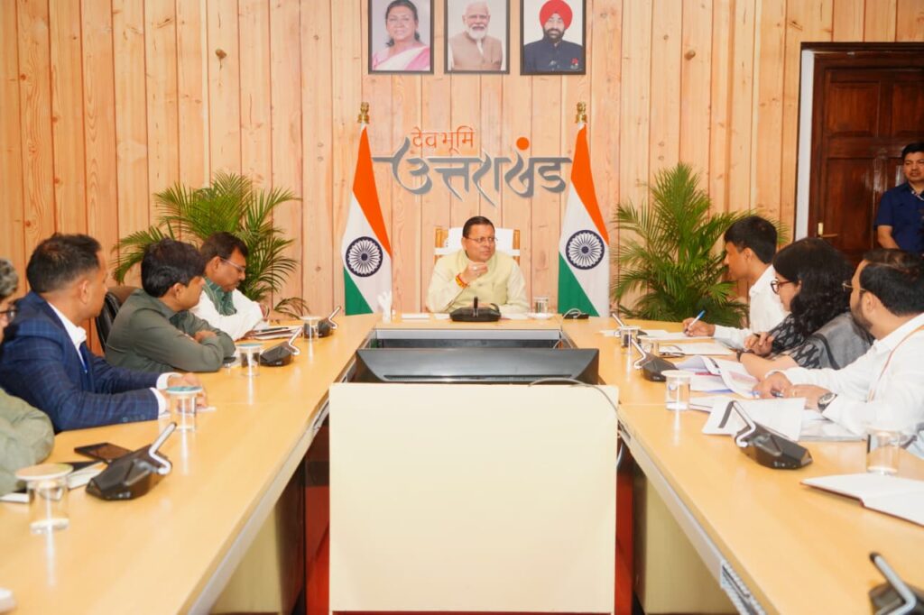 मुख्यमंत्री ने नीति आयोग की टीम के साथ राज्य के विकास के विभिन्न विषयों पर की चर्चा