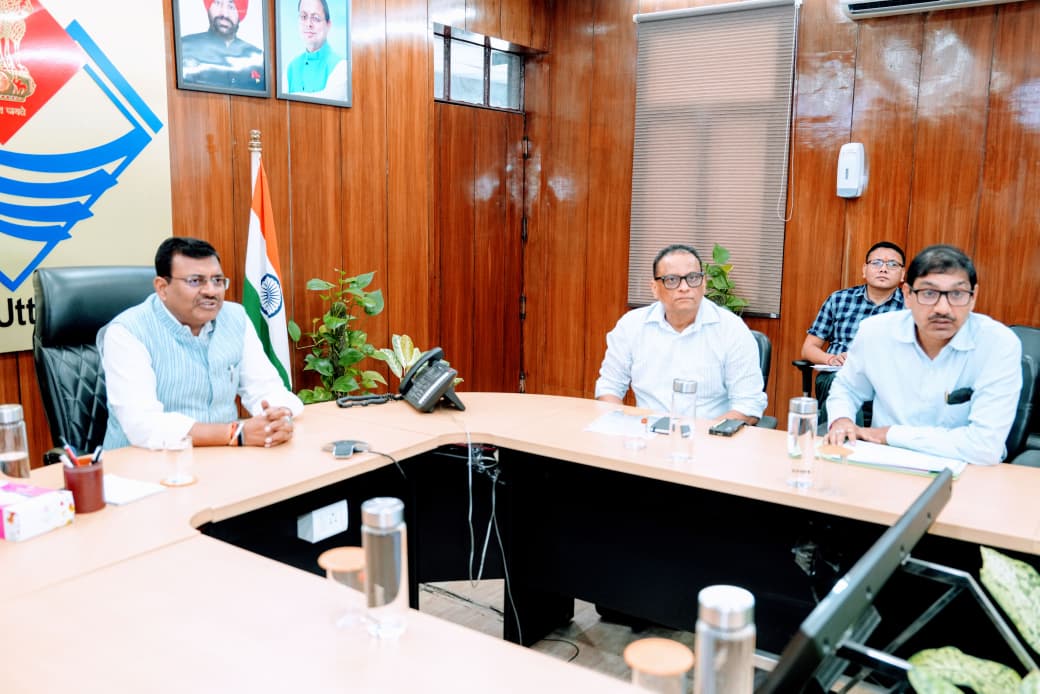 मुख्य सचिव ने ग्रोथ सेंटर्स की प्रगति के सम्बन्ध में सभी सम्बन्धित विभागों के साथ की बैठक