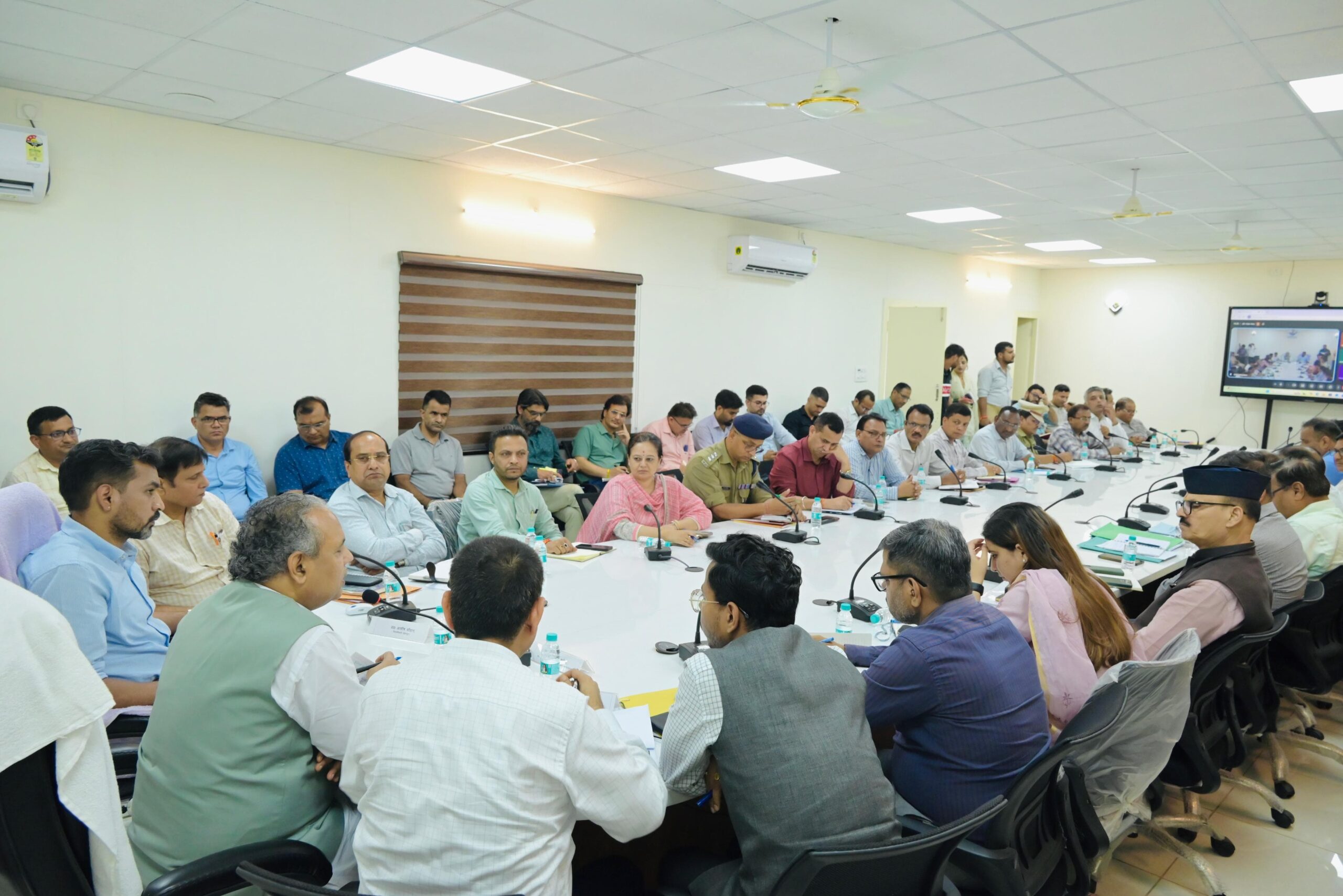 मानसून अवधि में आपदा तैयारी को लेकर उपाध्यक्ष विनय रुहेला ने की समीक्षा