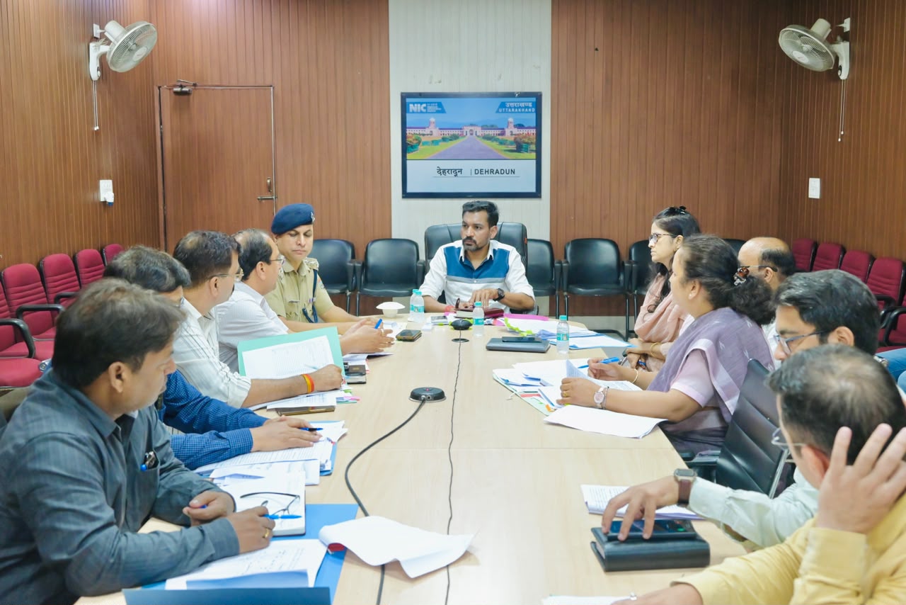ड्रग्स के खिलाफ जीरो टॉलरेंस, हर युवा का भविष्य बचाना हमारी प्राथमिकता: डीएम