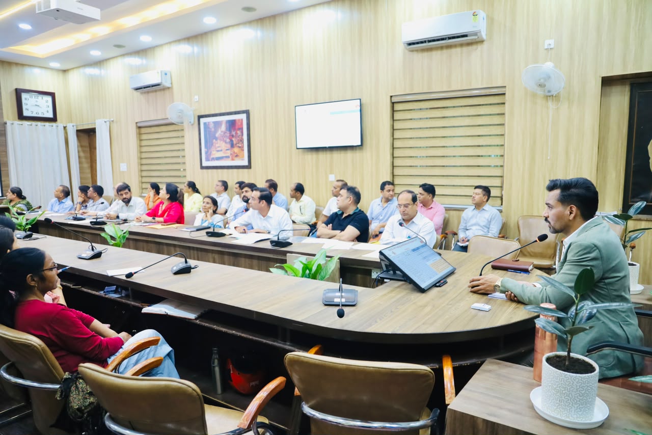 एचआईवी-एड्स मुक्त देहरादून का संकल्प, रोकथाम से उपचार तक कसेगा प्रशासन का शिकंजा