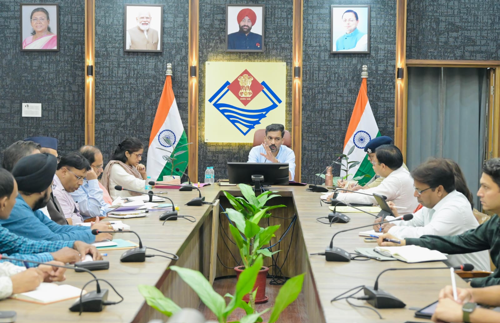 आजादी के जश्न में रंगेगा देहरादून, परेड ग्राउंड में गूंजेगा राष्ट्रगान