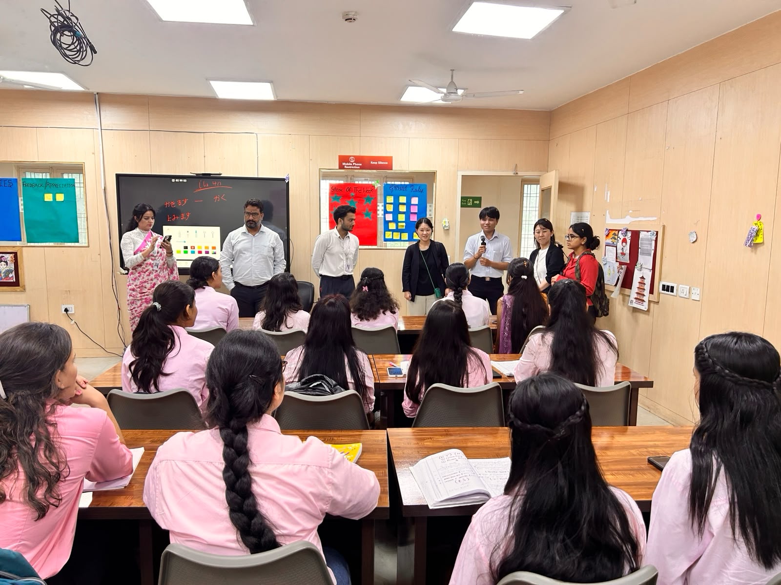विदेश में रोजगार उपलब्ध कराने की मुहिम बढ़ी आगे
