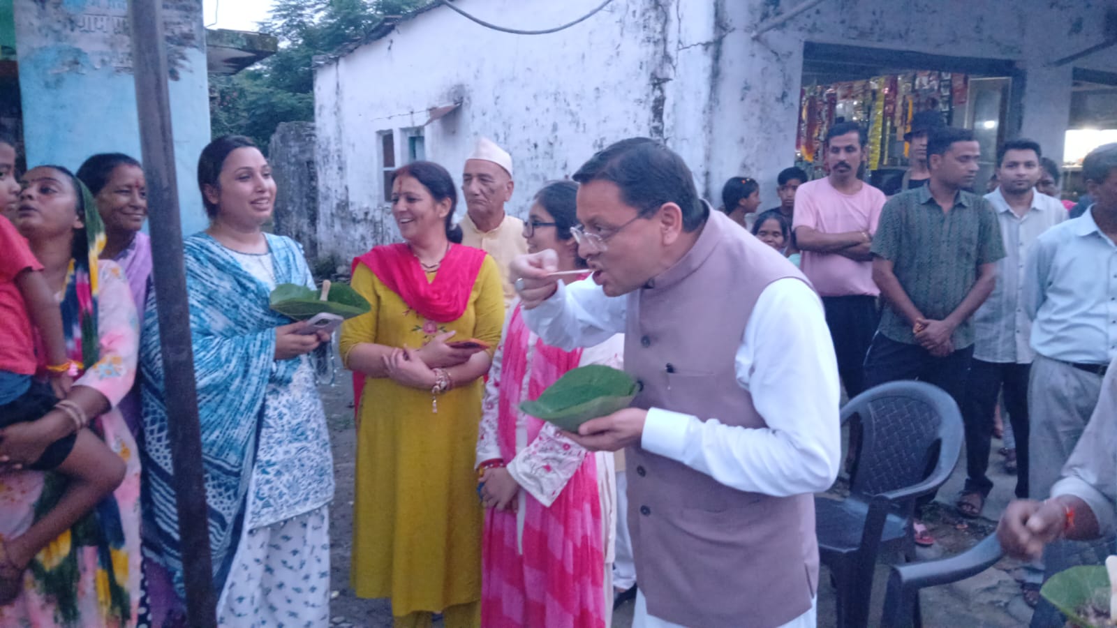 मुख्यमंत्री ने ‘लोकल फॉर वोकल’ को दिया प्रोत्साहन