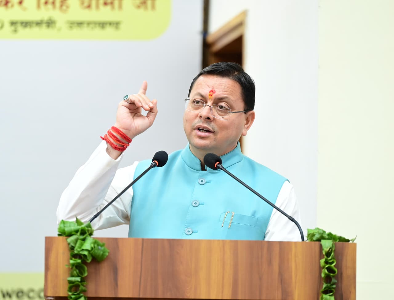 आवश्यक वस्तुओं की कीमतों पर प्रभावी नियंत्रण सुनिश्चित करें : मुख्यमंत्री