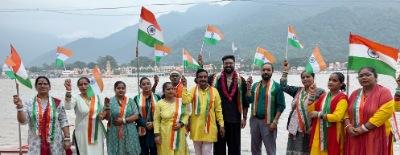 निर्देशक अभिषेक सक्सेना ने ऋषिकेश में गंगा आरती के साथ मनाया भारत का 80वां स्वतंत्रता दिवस